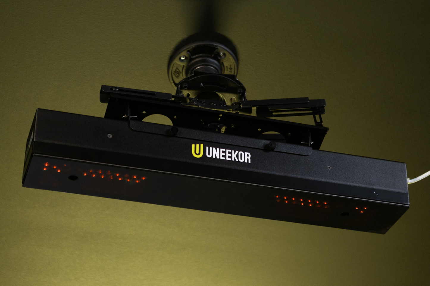 Uneekor Eye XR