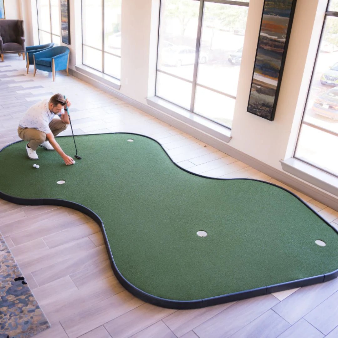 SIGPRO Double Break Putting Green - Golf My Space